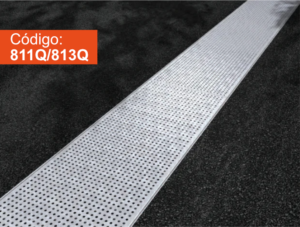 Trinchera de acero galvanizado perforado con diseño robusto para aplicaciones industriales